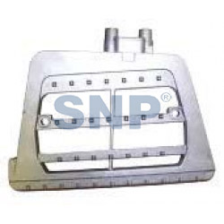 1368837 / 1366254 / 1638481 FOOT STEP BRACKET RH